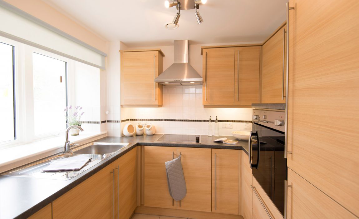 TO RENT - Beckside Gardens, Guisborough, Cleveland, TS14 6DY